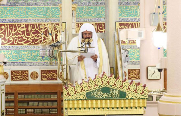 Syekh Sudais Khutbah Jumat di Masjid Nabawi